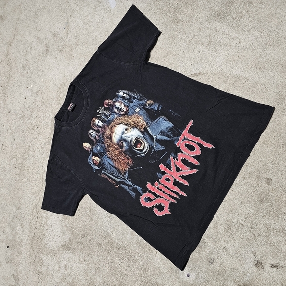 Slipknot Graphic T-Shirt - Picture 3 of 4